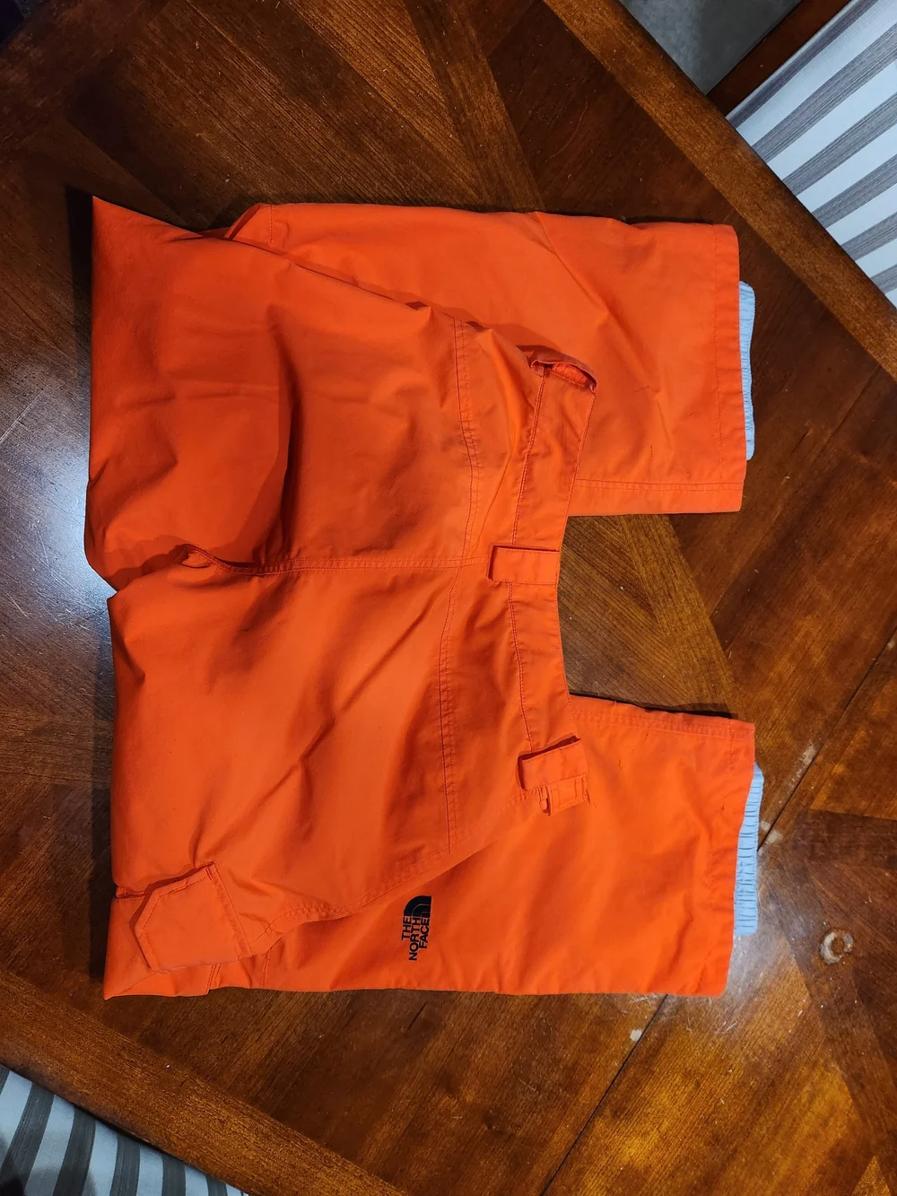 The North Face Men’s Orange Cargo Snow Pants Size Small